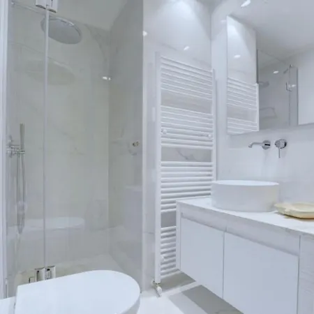Your Dream Holiday With Private Pool In Most Exclusive Neighbourhood Paralimni 1332 Villa *